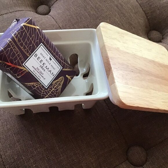 Beekman 1802 Ceramic Soap Dish & FIG LEAF palm size goat milk soap - BRA… - Picture 1 of 10